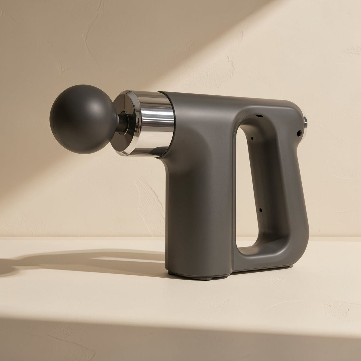 Handpulse mini handheld massage gun with a brushed motor and built-in battery - view 5