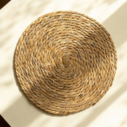 Hand-Woven Cattail Straw Round Mat, Dining Table Heat Insulation Mat, Household Anti-Scald Bowl Mat, Decorative Trendy Photo Mat - image 3