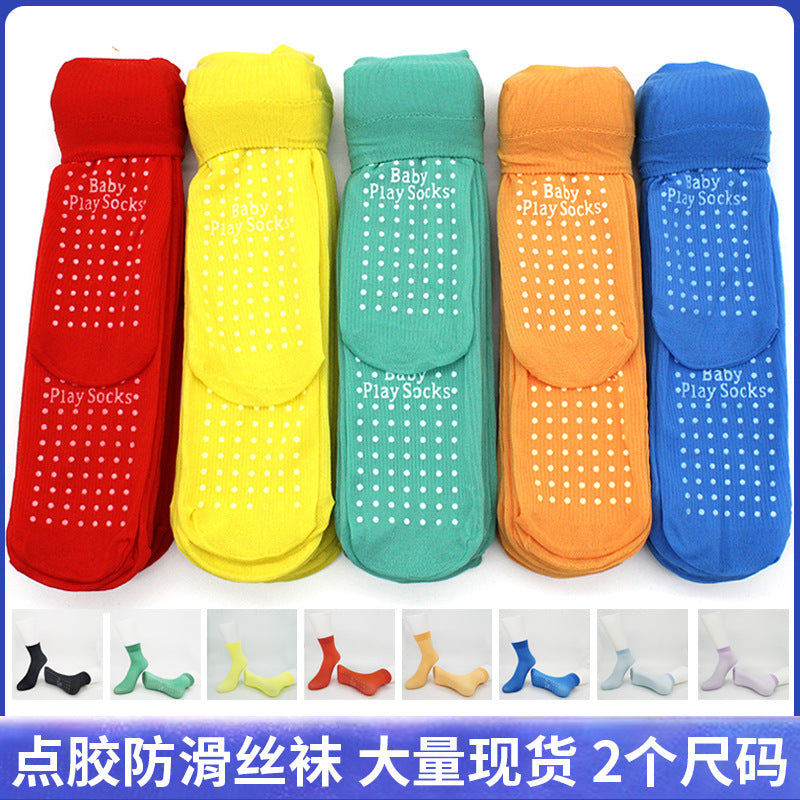 Summer dispensing stockings silicone non-slip massage bottom adult children's playground thin breathable disposable socks - image 1