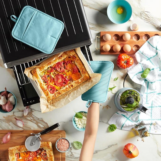 Cross-Border Solid Color Silicone Microwave Oven Anti-Scalding, Heat-Insulating, High-Temperature-Resistant, Non-Slip Oven Baking Special Silicone Mat - image 1