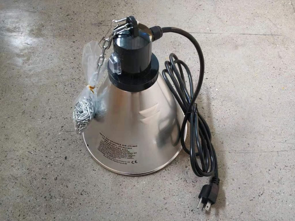 New Poultry Heat Lamp with Reflector & Red Bulb – Brooder Light for Chicks & Livestock BTB275